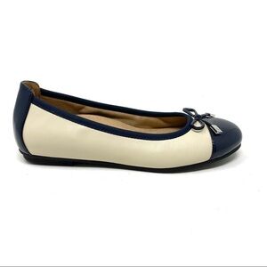Vionic Spark Minna Leather Flats navy cream NARROW